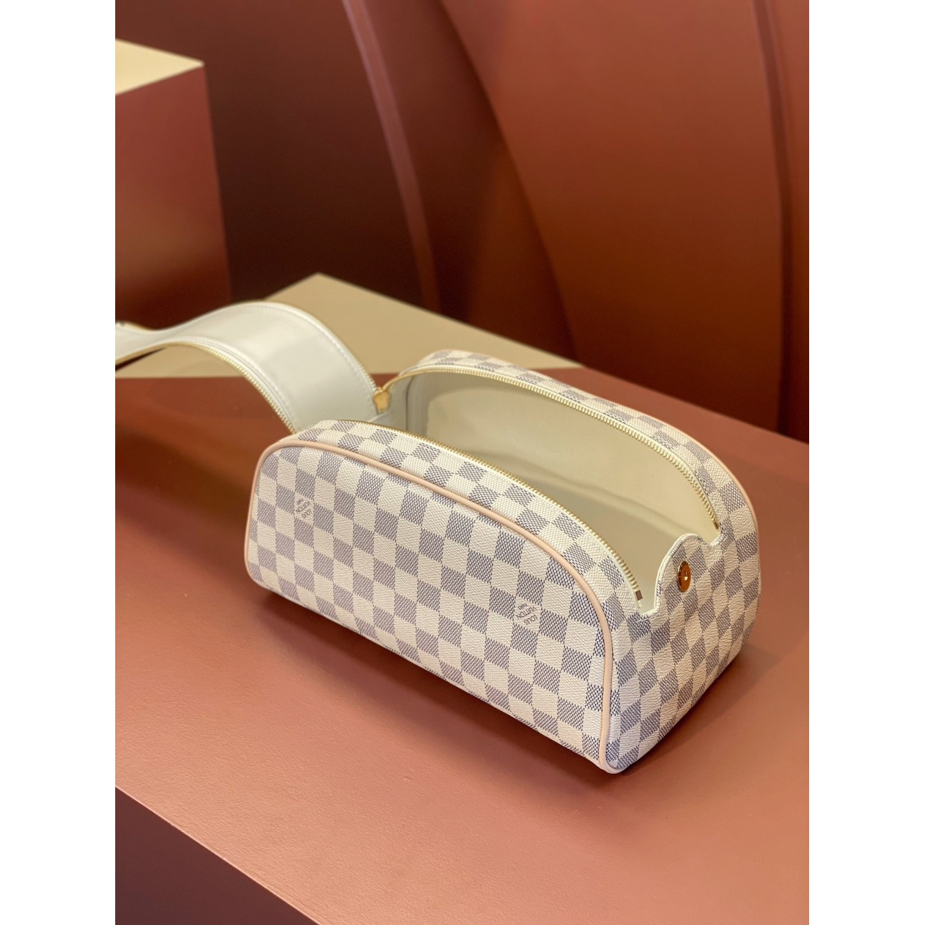 Necessaire Louis Vuitton LV Couro Damier Azur 28x16x13CM