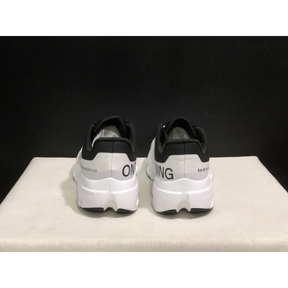 Tênis On Running Cloudsurfer Branco/Preto