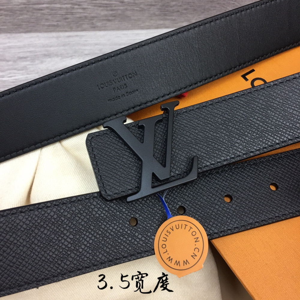 Cinto Louis Vuitton Initiales Preto 4.0cm