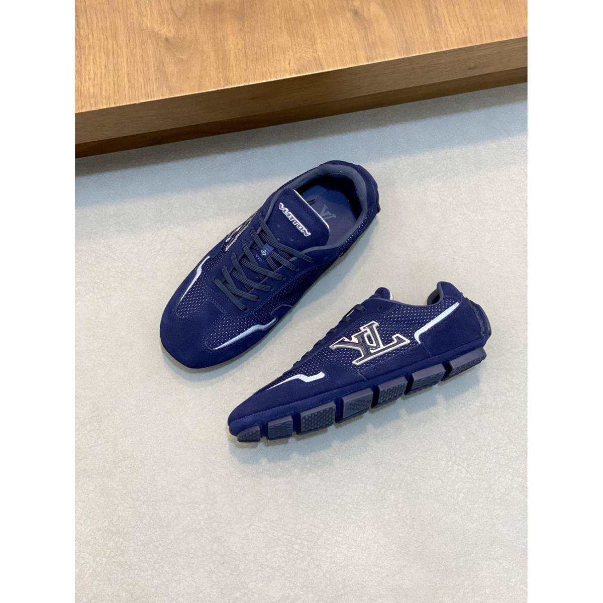 Tênis Louis Vuitton Rally Azul Marinho