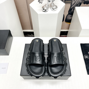 Slide Balmain Chinelo com Monogram em Relevo Preto