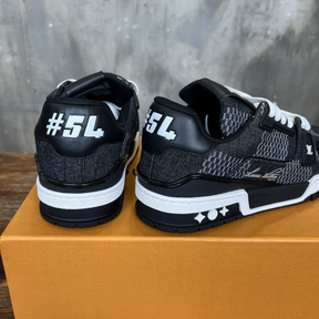 Tênis Louis Vuitton LV Trainer Tecido Preto/Branco