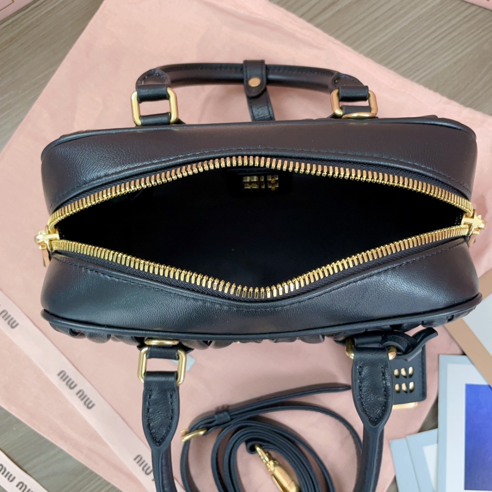 Bolsa MiuMiu Tote Arcadie 22x10.5x7.5cm (Preta e outras cores)