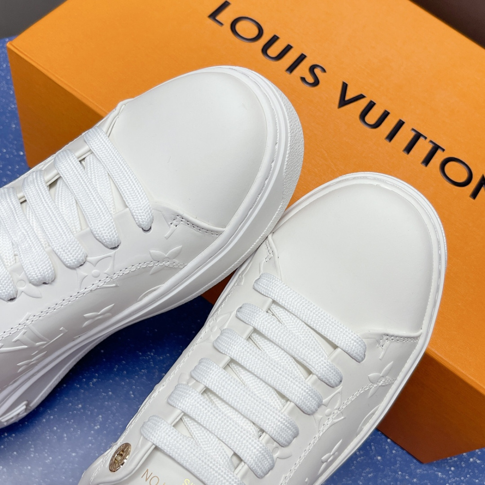 Louis Vuitton Time Out Tênis