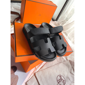 Sandália Hermès Chypre Preta