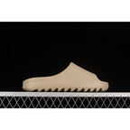 YEEZY SLIDES BROWN
