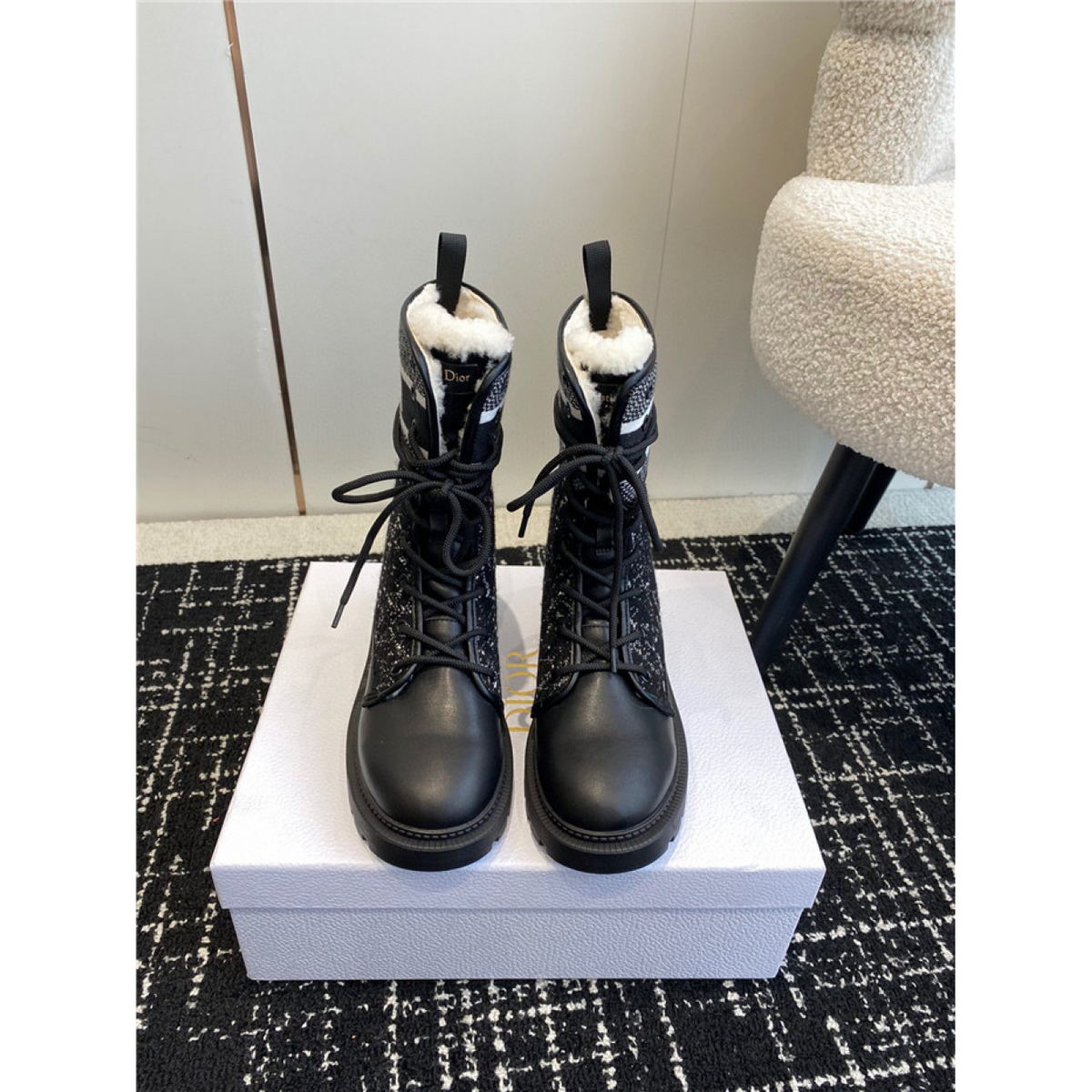D-MAJOR ANKLE BOOT BLACK CALFSKIN WITH BLACK AND WHITE CANNAGE TWEED