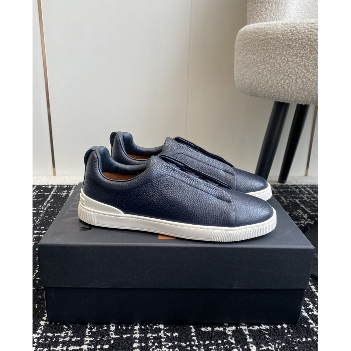 Zegna Triple Stitch em Couro Granulado Azul Marinho