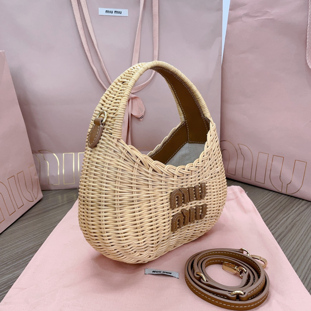 Bolsa MiuMiu de Ombro Wander em Vime 20X17X6cm