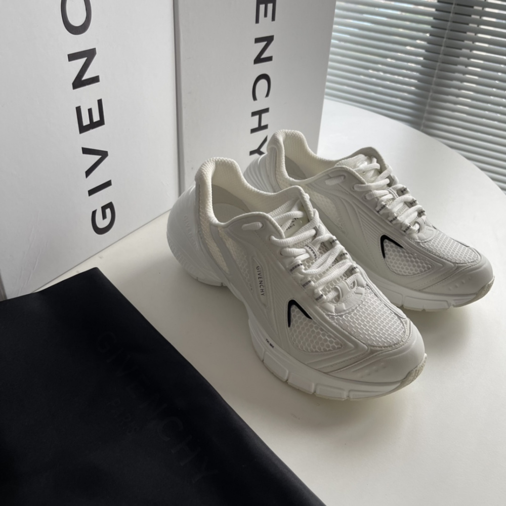 Tênis Givenchy White