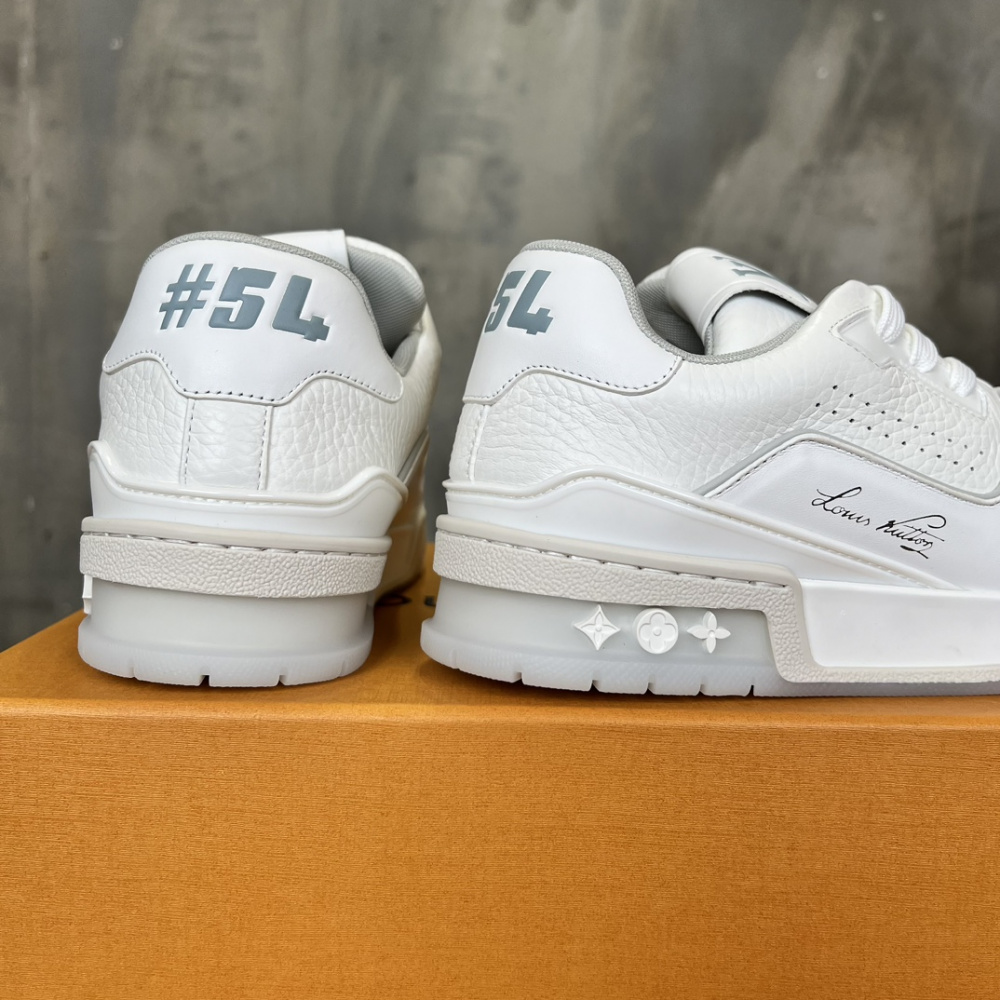 Tênis Louis Vuitton LV Trainer Couro Off/Cinza