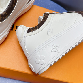 Louis Vuitton Time Out Tênis Sneakers