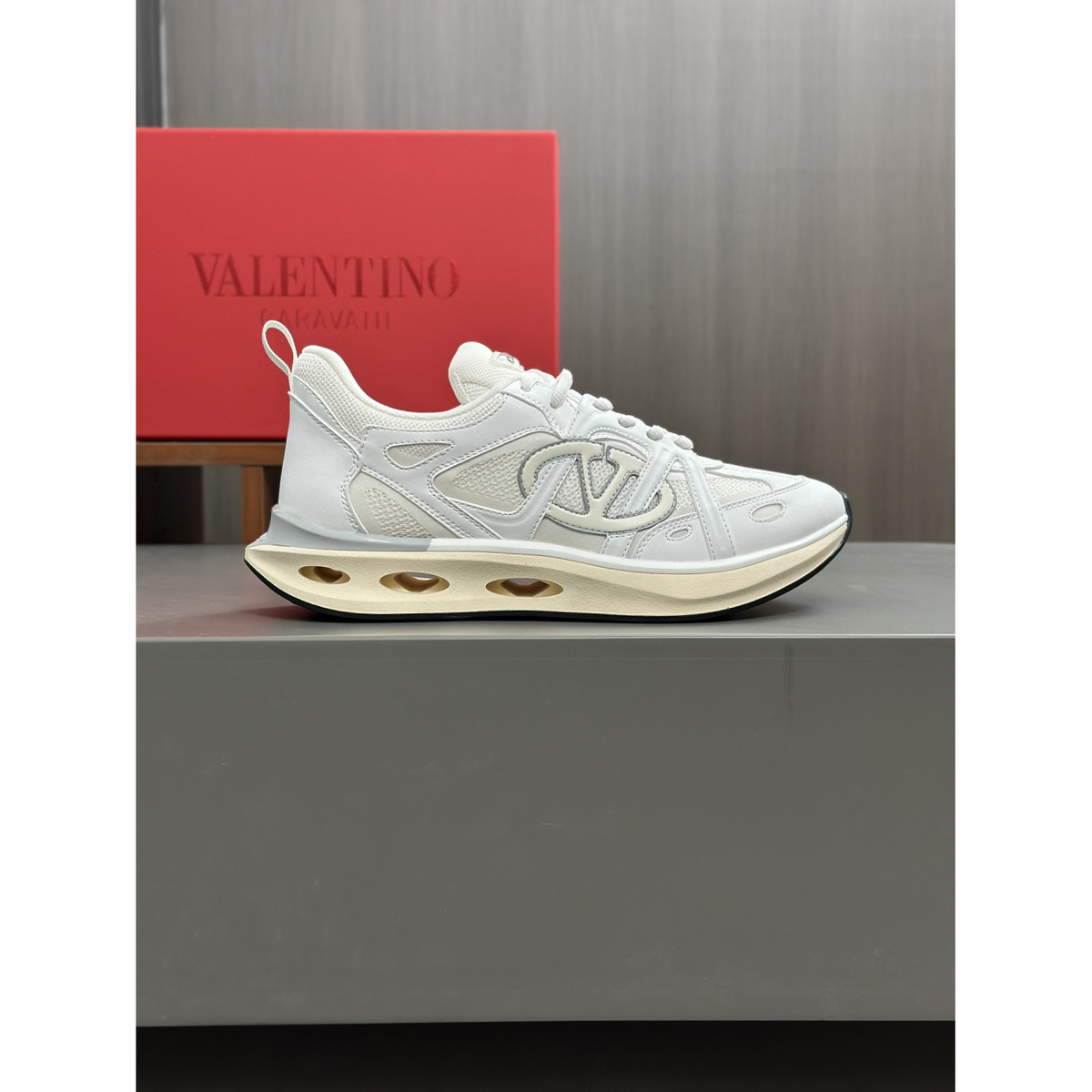 Tênis Valentino Garavani Easy Jog Branco