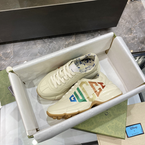 Rhyton Gucci