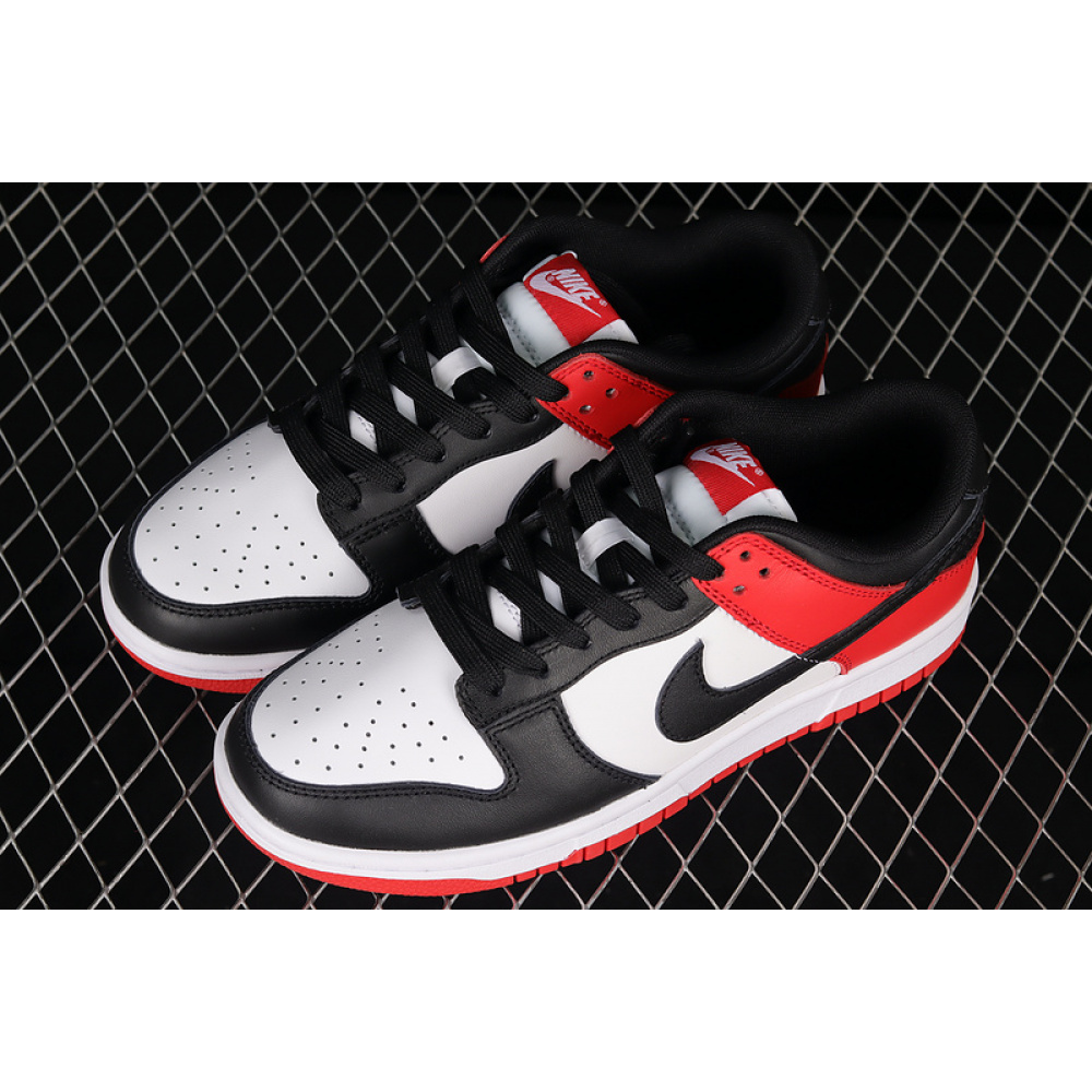 SB DUNK LOW WHITE/BLACK/RED