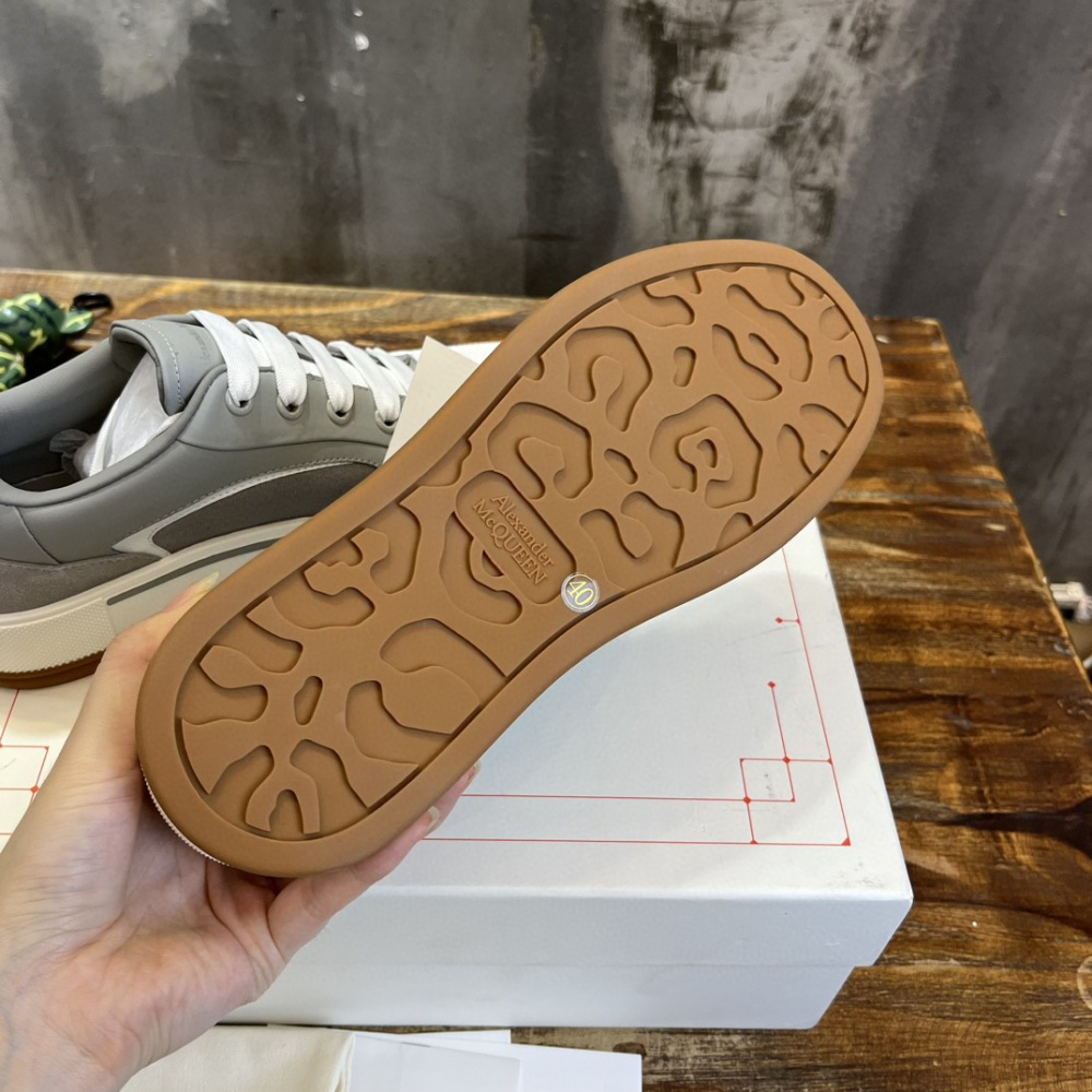 Tênis Alexander Mcqueen Skate Deck Plimsoll Cinza