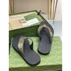 Gucci Chinelo Verde Militar