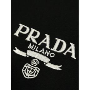 Camisa Prada em algodão com Bordado Prada Preta