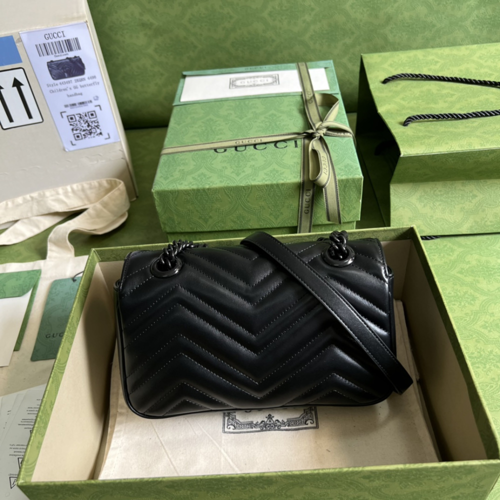 Bolsa Gucci GG Marmont Couro All Black Média/Grande