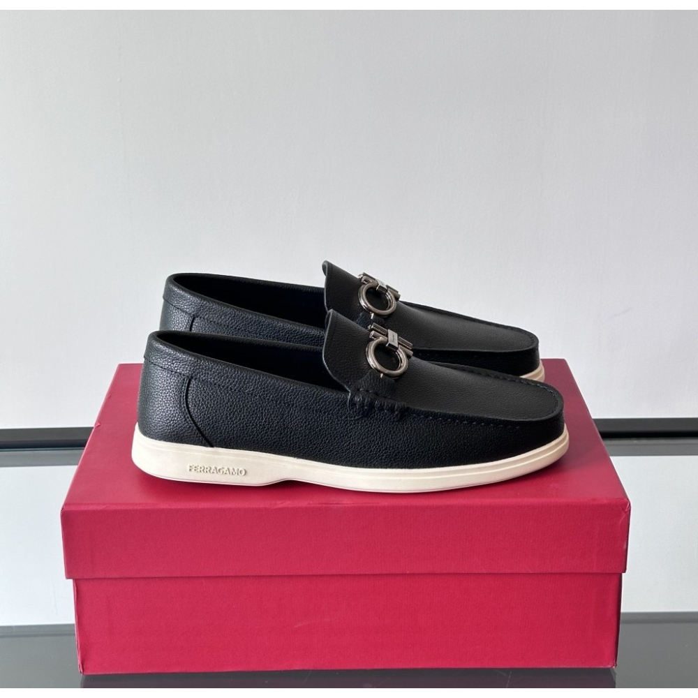 Sapato Mocassim Salvatore Ferragamo Casual Preto
