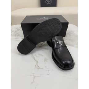 Loafer Prada em Couro fosco Preto