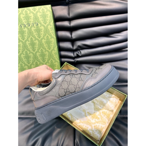 Tênis Gucci GG Supreme Cinza Escuro