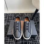 Zegna Triple Stitch em Couro Granulado Preto/Branco