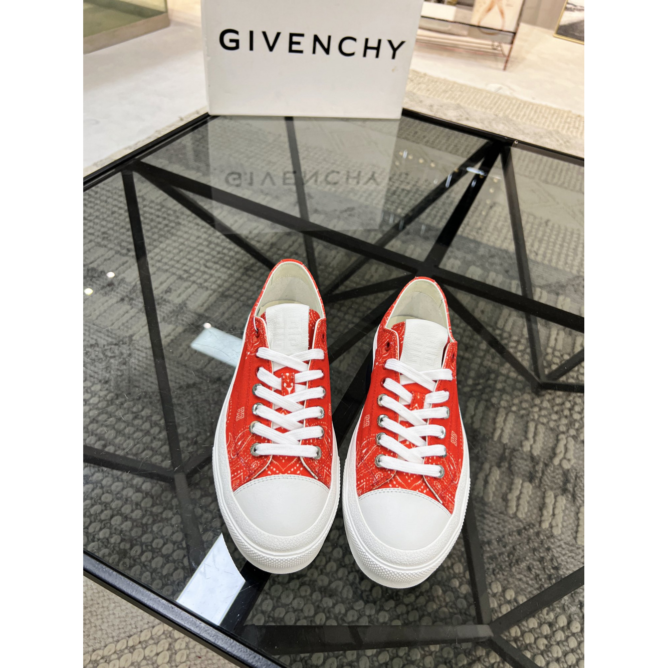 Tênis Givenchy Red