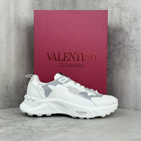 Tênis Valentino Garavani True Act Sneakers Branco/Cinza