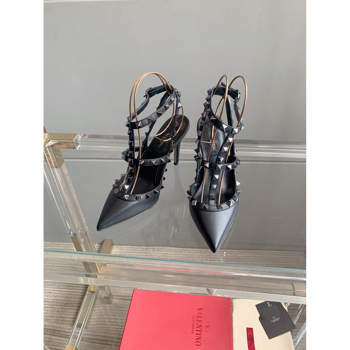 Sandália Salto Valentino Garavani Scarpin Rockstud 11cm Preto