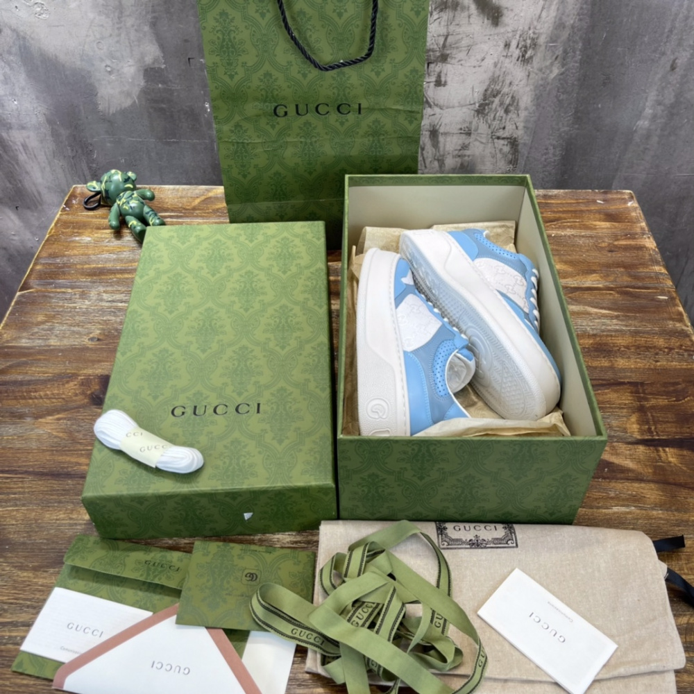 Tênis Gucci GG Supreme Azul/Branco