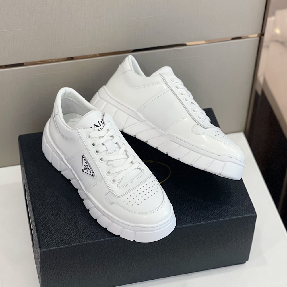 Tênis Prada em Couro Branco