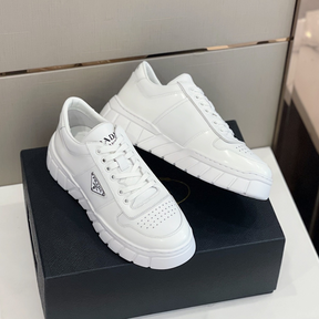 Tênis Prada em Couro Branco