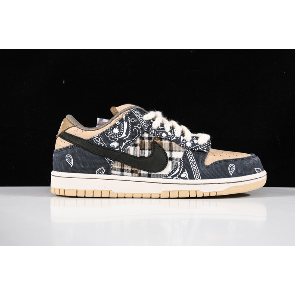 SB DUNK LOW TRAVIS SCOTT BLACK/PARACHUTE