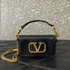 Bolsa Valentino Garavani Tiracolo AllTime de Couro 13x7x4.5cm (Preta e outras cores)