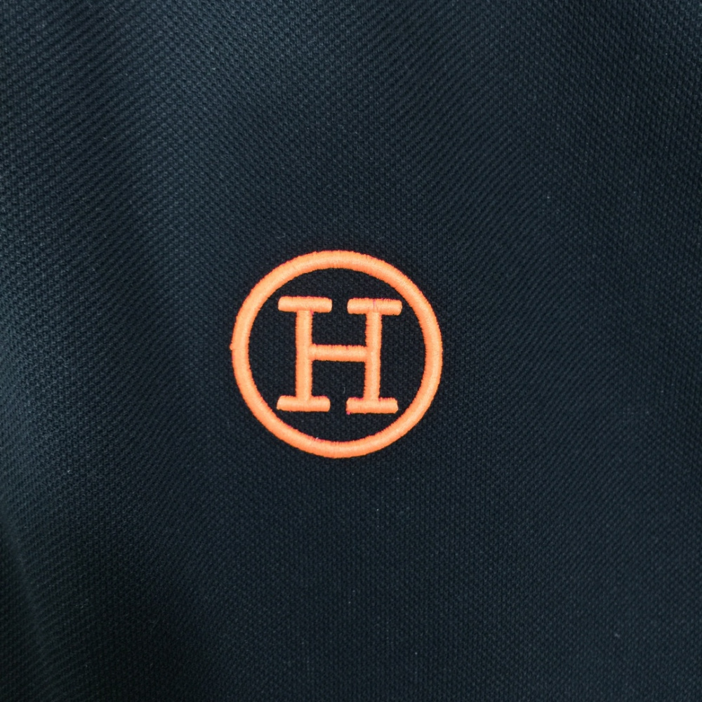 Camiseta Hermès com bordado H e zíper Preta