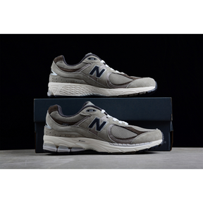 NB 2002R RUNNING SHOES WARM ALPACA/LIGHT CHALKBOARD