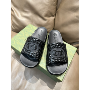 Chinelo Slide Gucci GG Interlocking Preto Sandália
