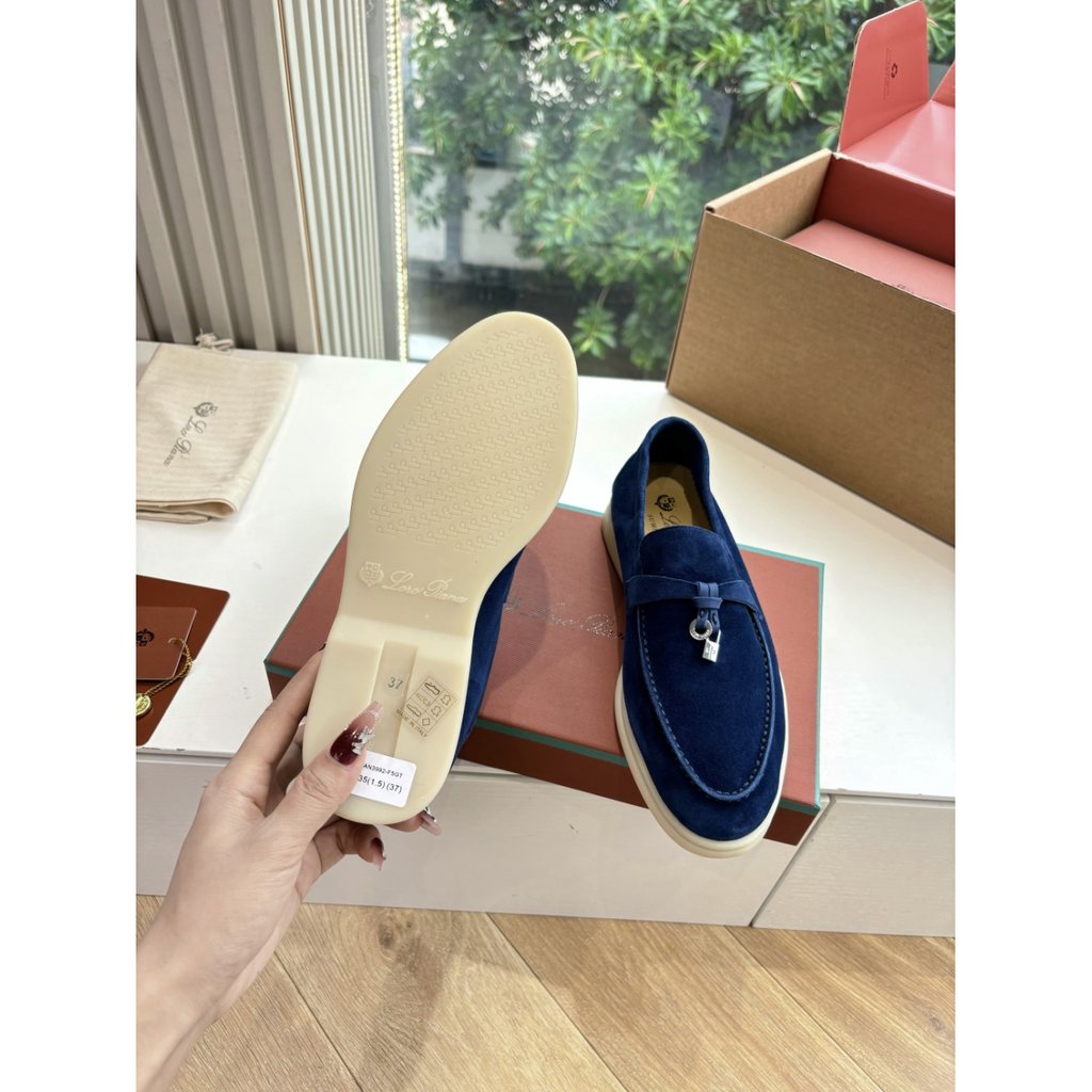 Summer Charms Walk Loro Piana Loafer Camurça Azul Marinho