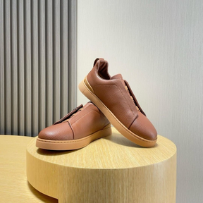 Zegna Triple Stitch em Couro Marrom Ferrrugem