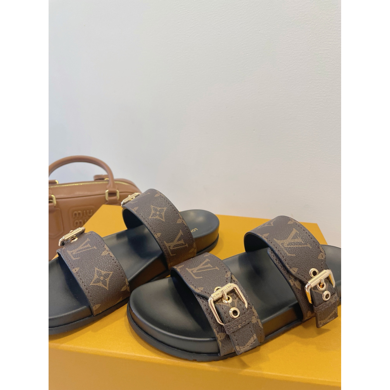 Sandália Louis Vuitton Mule Bom dia Monogram Marrom