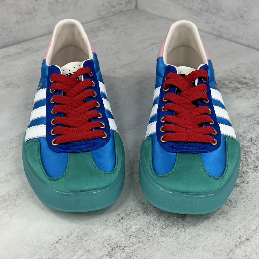 Tênis Gucci x Adidas Gazelle Azul/Vermelho/Rosa