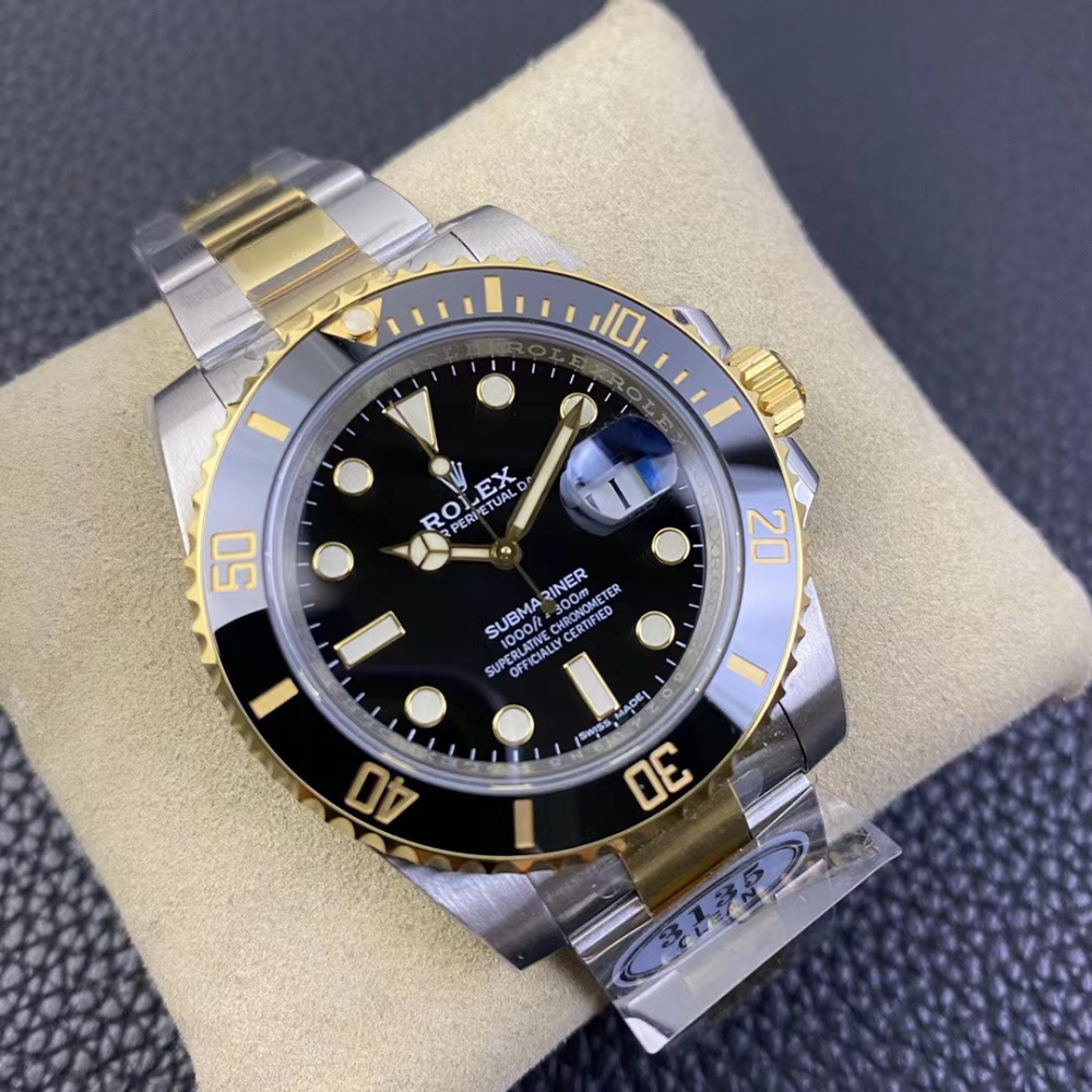 Rolex Submariner Preto/Dourado