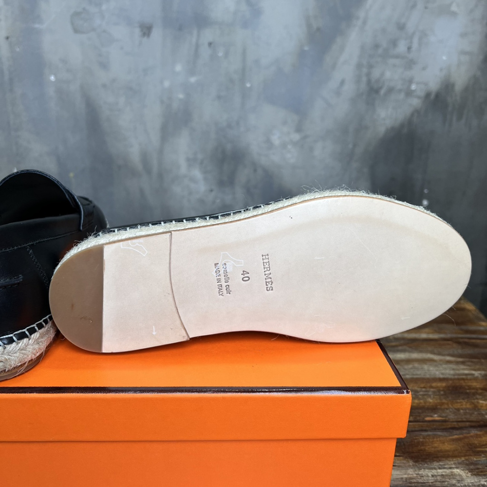 Alpargata TRIP Hermès em Couro Preto