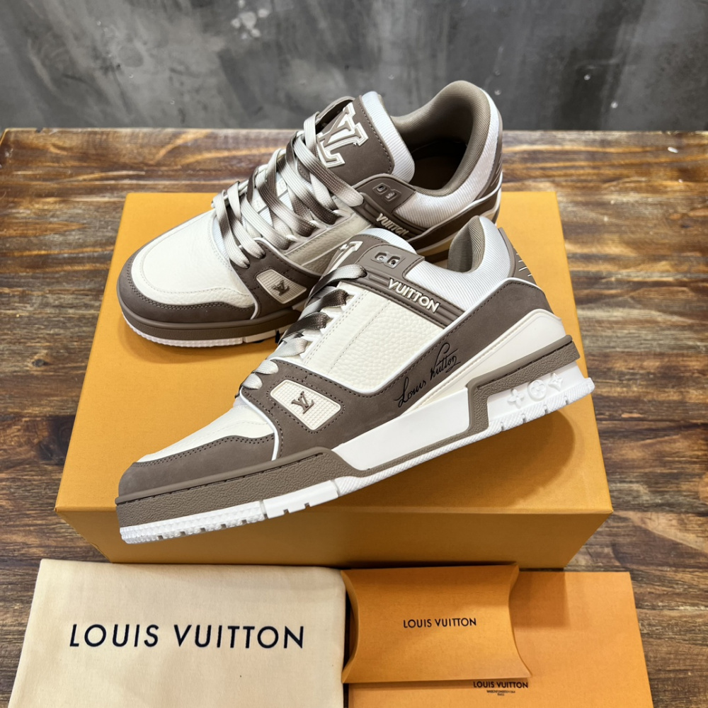 Tênis Louis Vuitton LV Trainer Couro Marrom/Branco