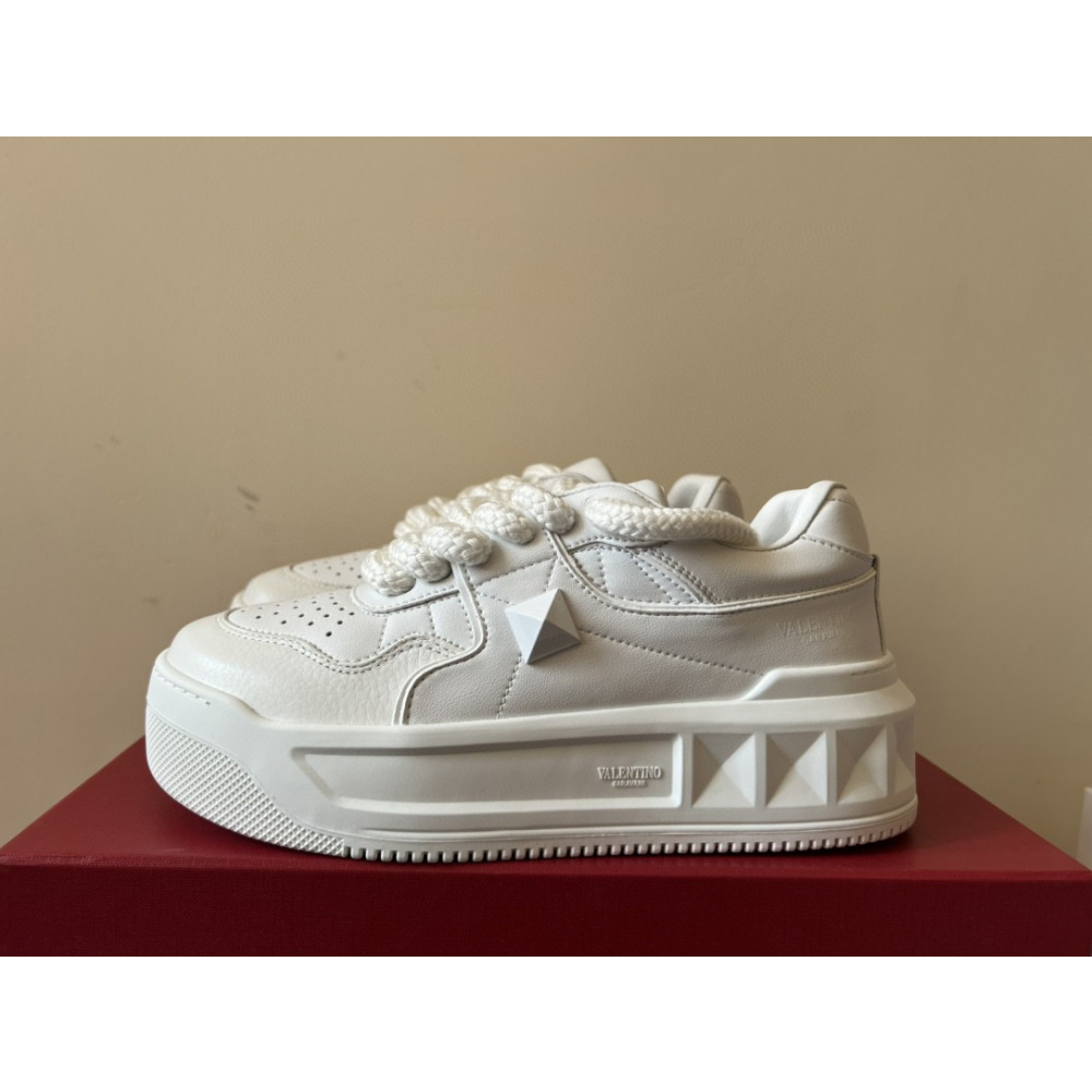 Tênis Valentino Garavani One Stud Couro Branco