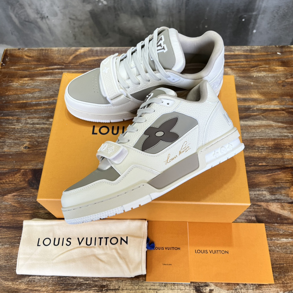 Louis Vuitton Trainer bege