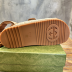 Sandália Gucci Double G-plaque em Raffia Bege