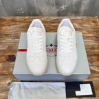 Prada Tênis de Couro com Logo Branco
