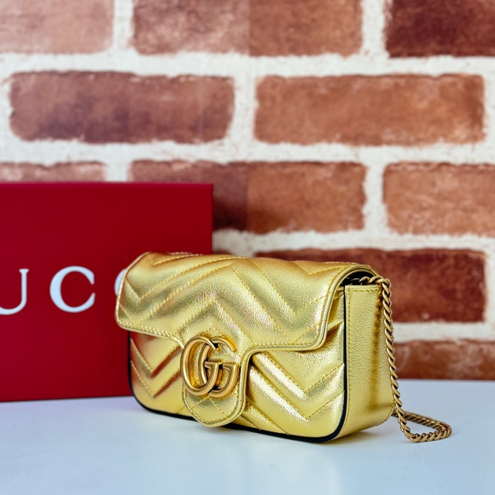 Bolsa Gucci GG Marmont Couro Dourado Super Mini/Média/Grande
